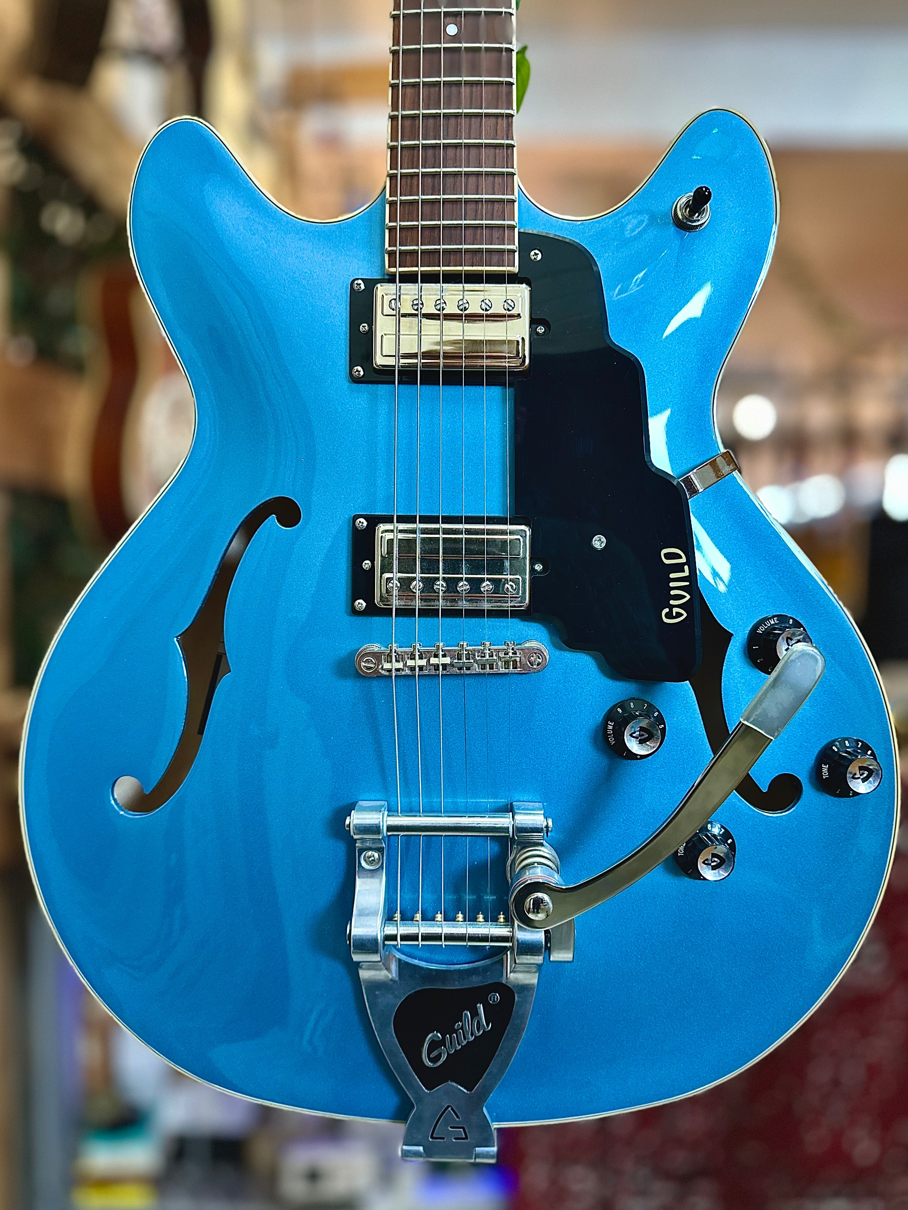 Guild | Starfire 1 DC | Semi-Hollowbody | Pelham Blue | Pre-Loved Guild | Starfire 1 DC | Semi-Hollowbody | Pelham Blue | Pre-Loved